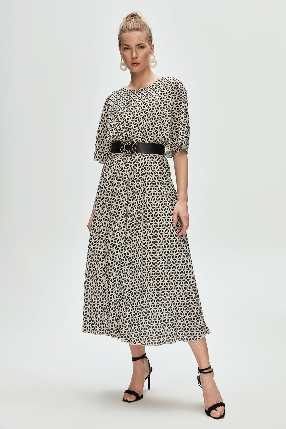 PATTERNED PLEATED DRESS